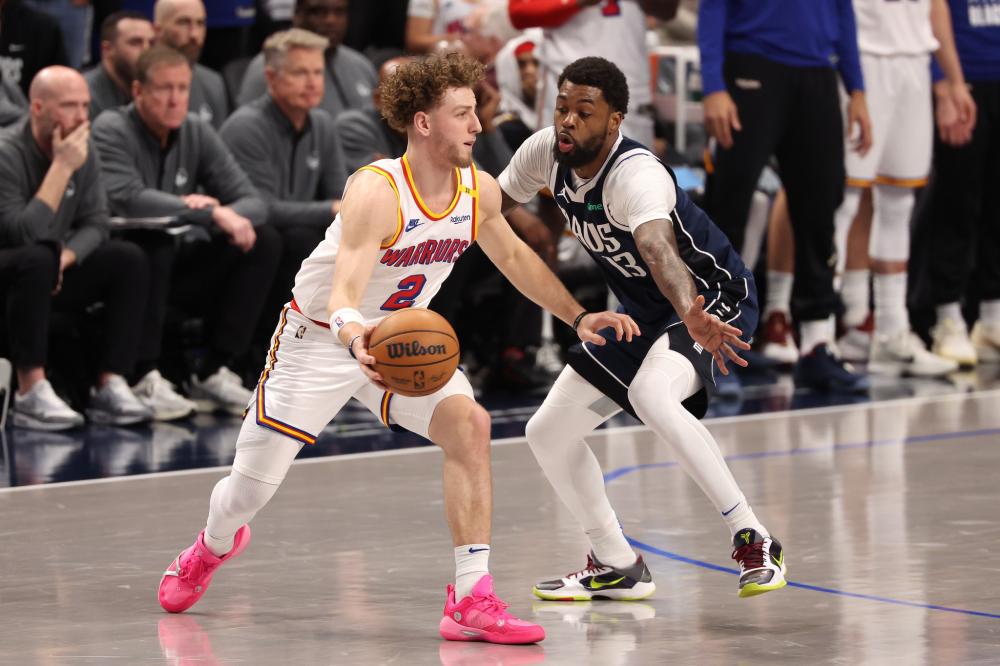 泰山队逼入 泰山队逼入